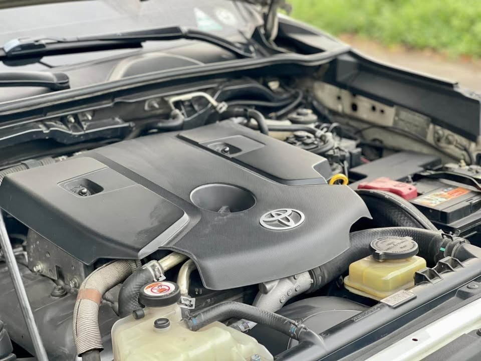 Used 5
                    TOYOTA
                     for Sale Image