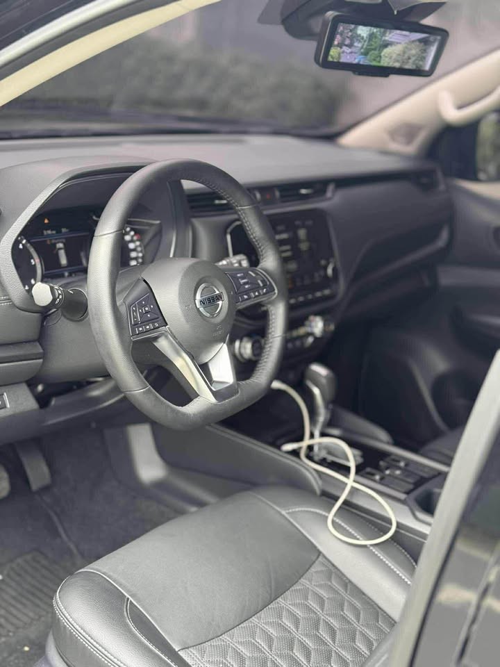 Used 1
                    NISSAN
                     for Sale Image