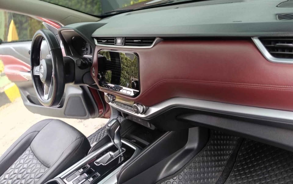 Used 1
                    NISSAN
                     for Sale Image