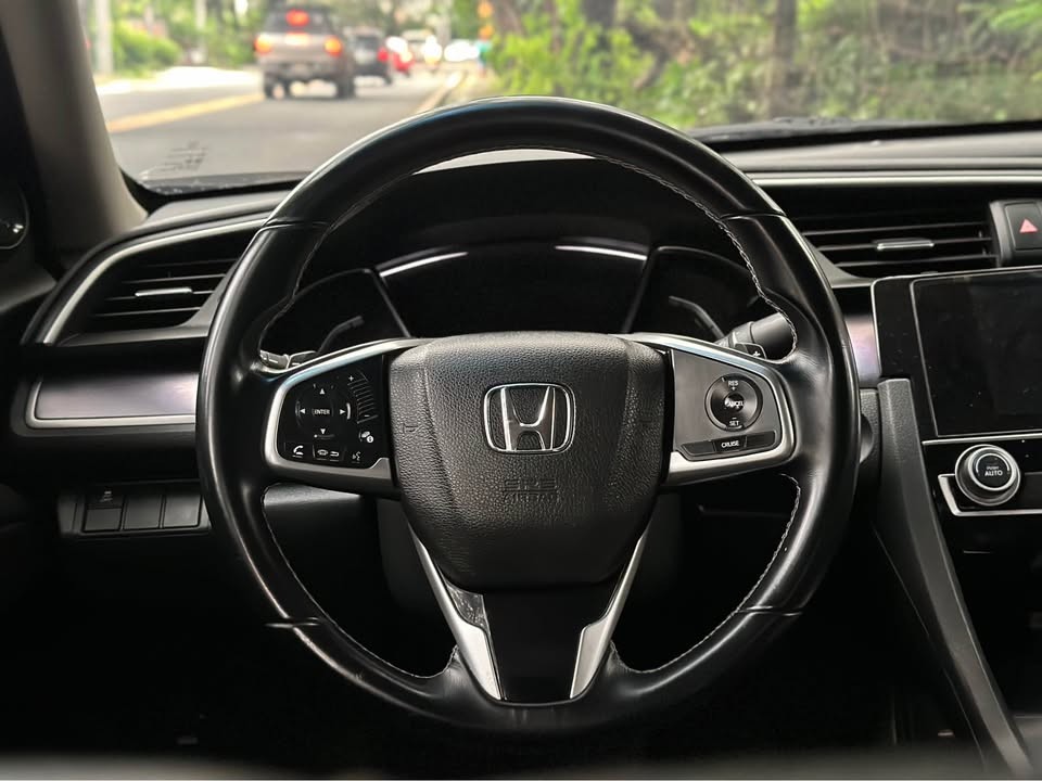 Used 1
                    HONDA
                     for Sale Image