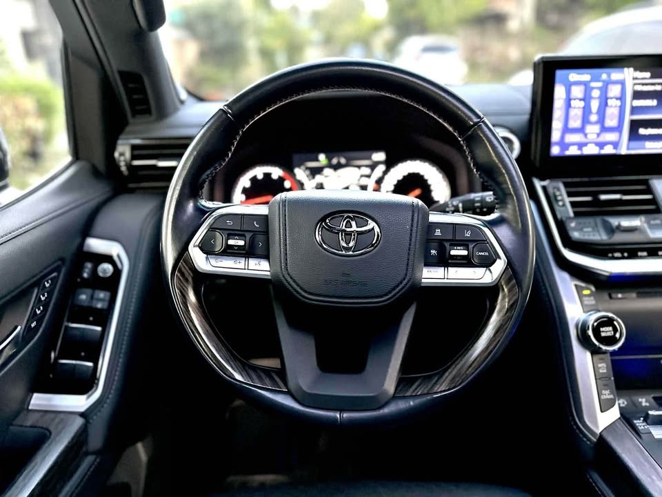 Used 1
                    TOYOTA
                     for Sale Image