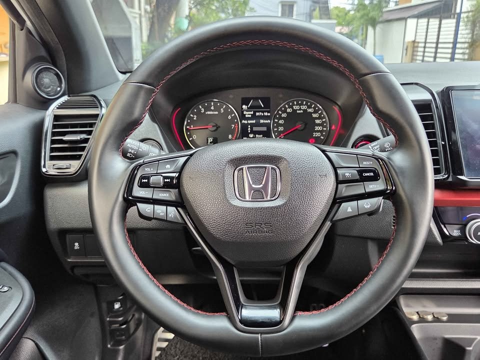 Used 1
                    HONDA
                     for Sale Image