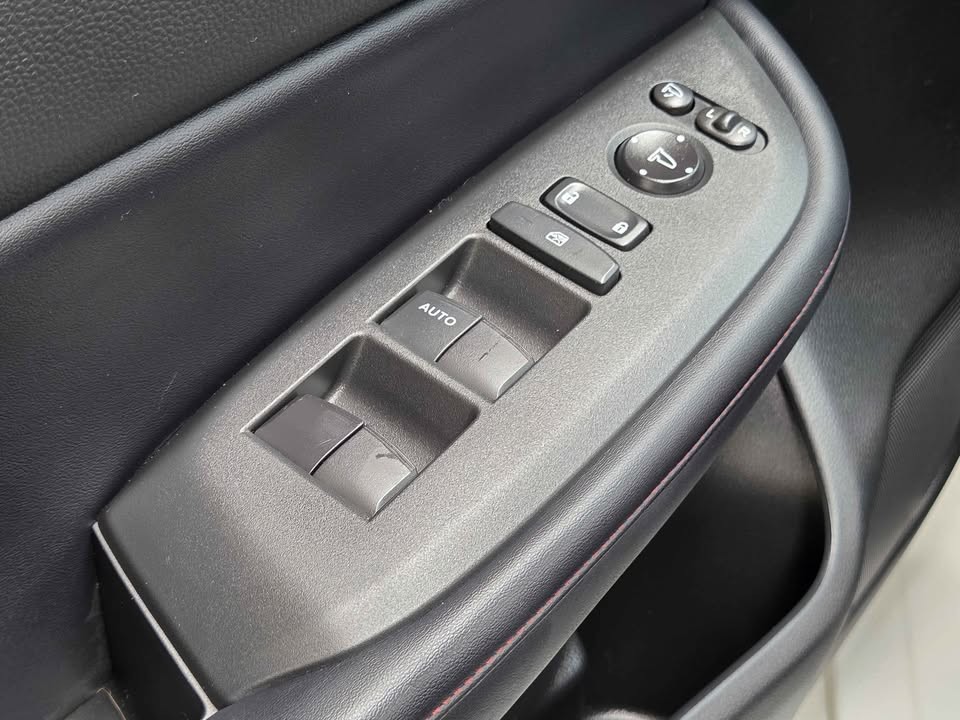 Used 1
                    HONDA
                     for Sale Image