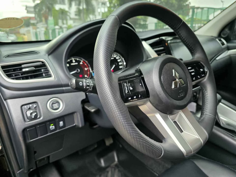 Used 1
                    MITSUBISHI
                     for Sale Image