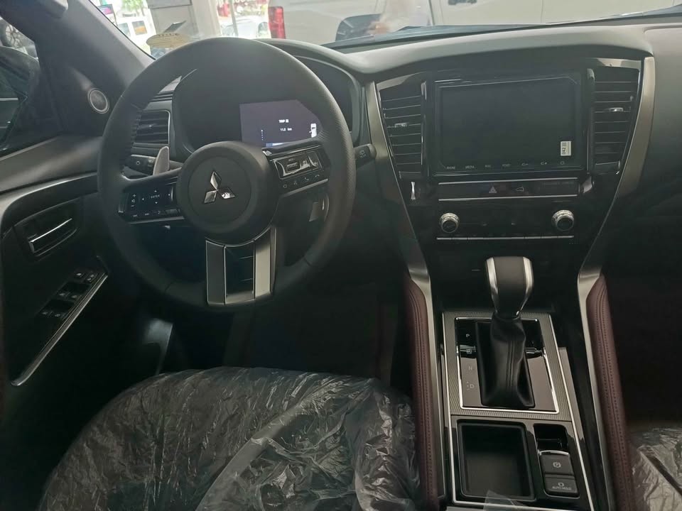 Used 1
                    MITSUBISHI
                     for Sale Image