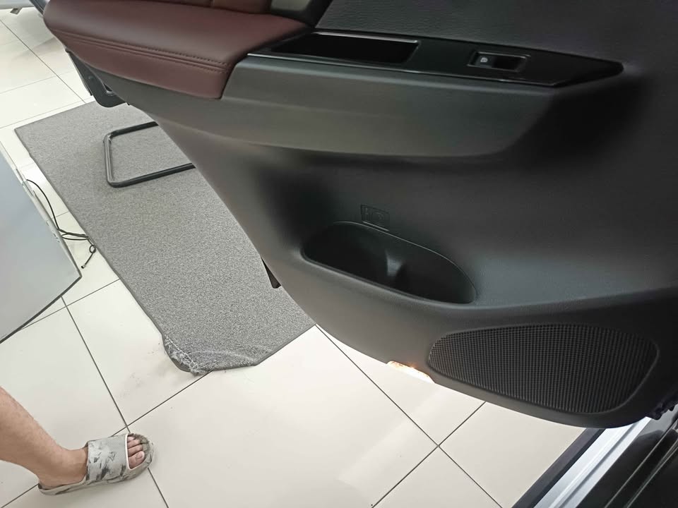 Used 1
                    MITSUBISHI
                     for Sale Image