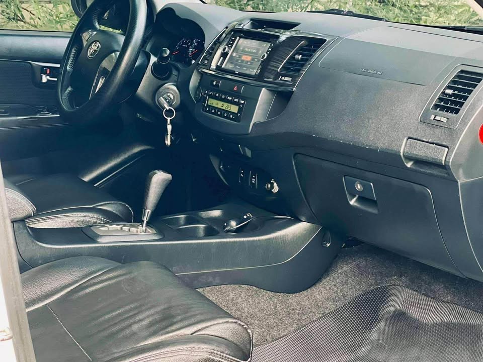 Used 1
                    TOYOTA
                     for Sale Image