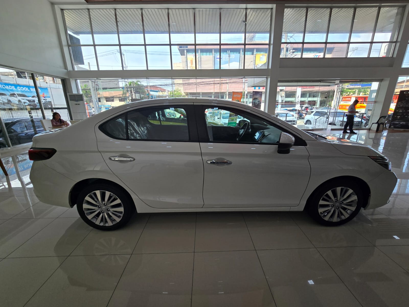 Used 1
                    HONDA
                     for Sale Image