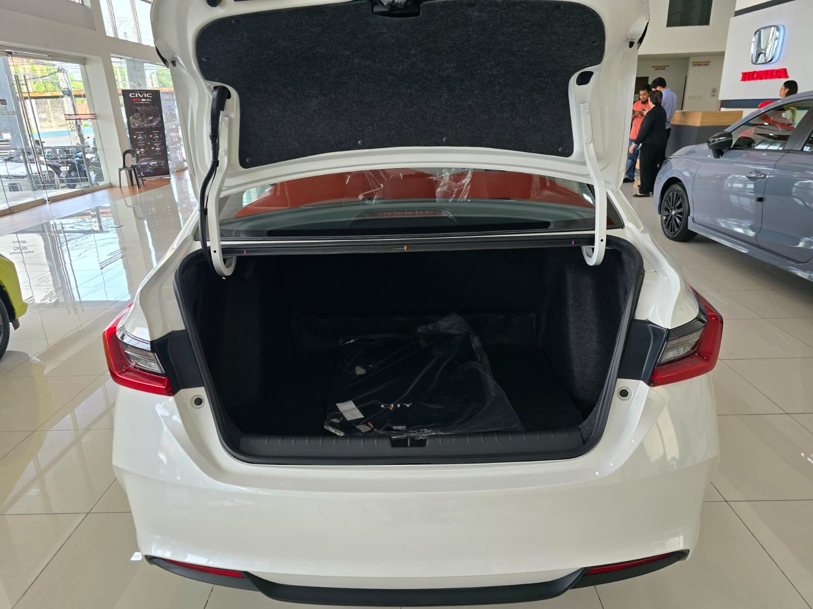 Used 1
                    HONDA
                     for Sale Image