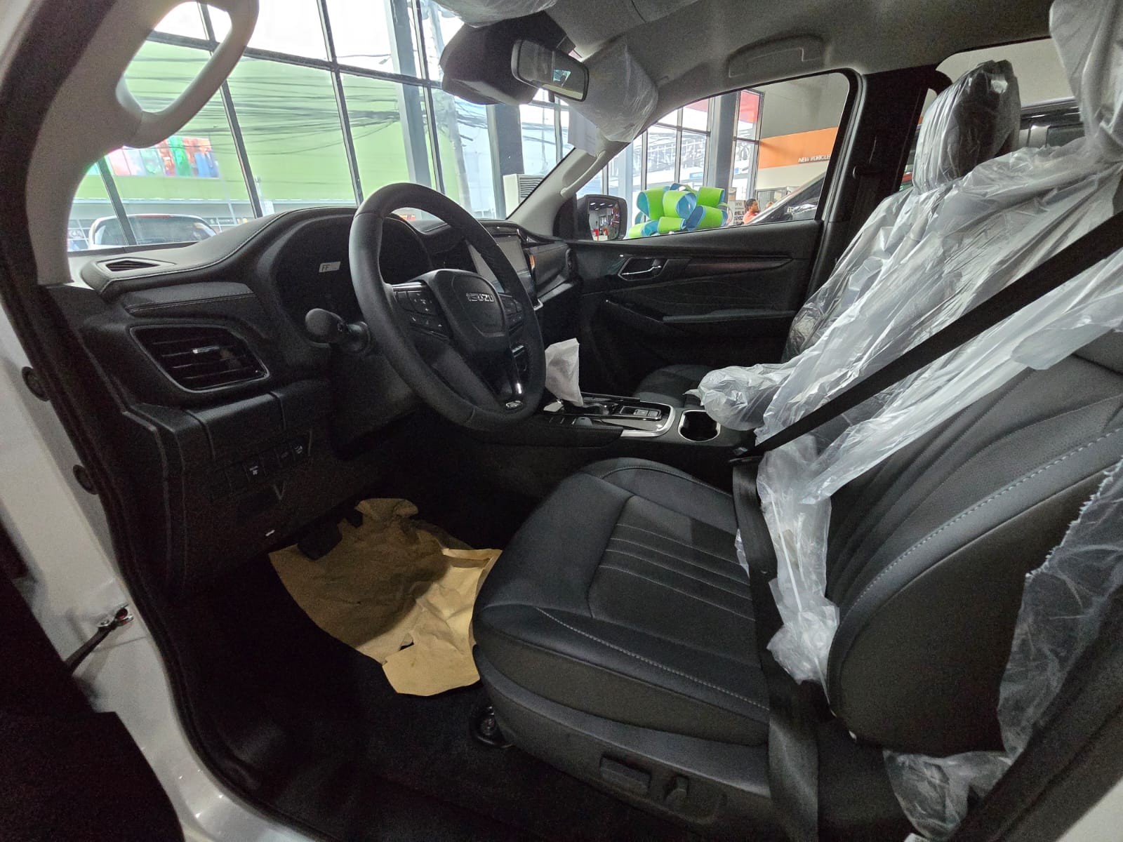 Used 1
                    ISUZU
                     for Sale Image