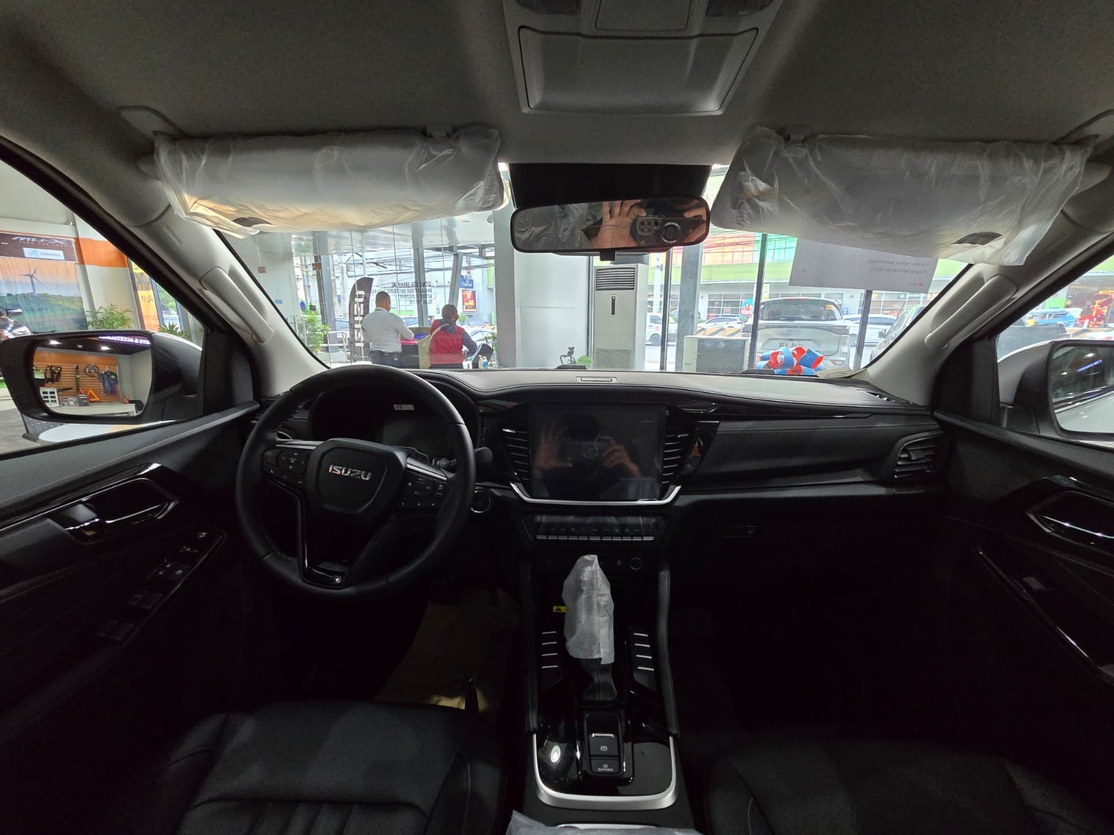 Used 1
                    ISUZU
                     for Sale Image