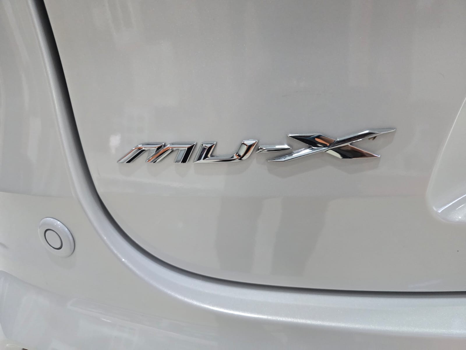 Used 1
                    ISUZU
                     for Sale Image