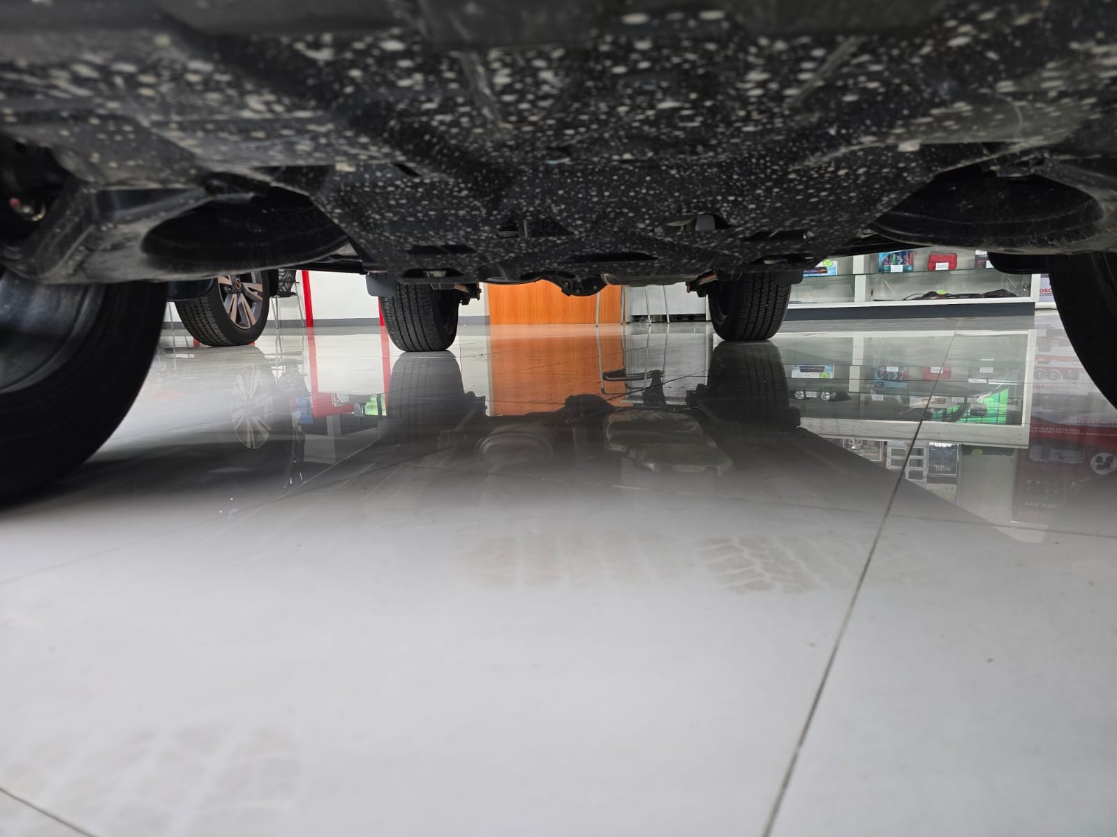 Used 1
                    ISUZU
                     for Sale Image