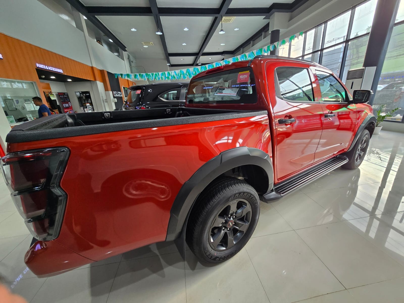 Used 1
                    ISUZU
                     for Sale Image