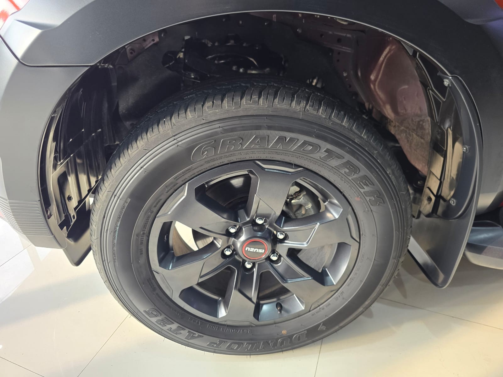 Used 1
                    ISUZU
                     for Sale Image