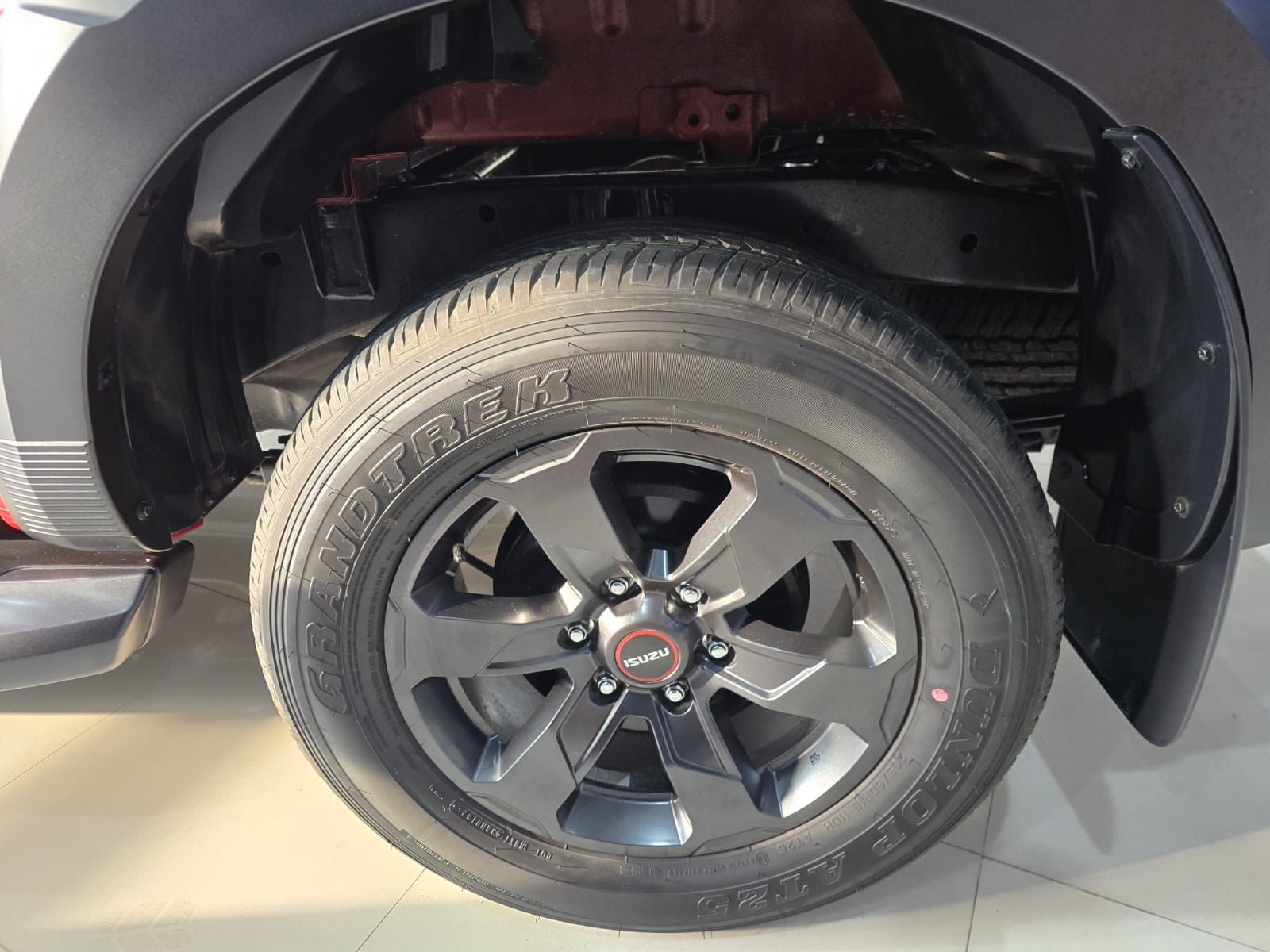 Used 1
                    ISUZU
                     for Sale Image