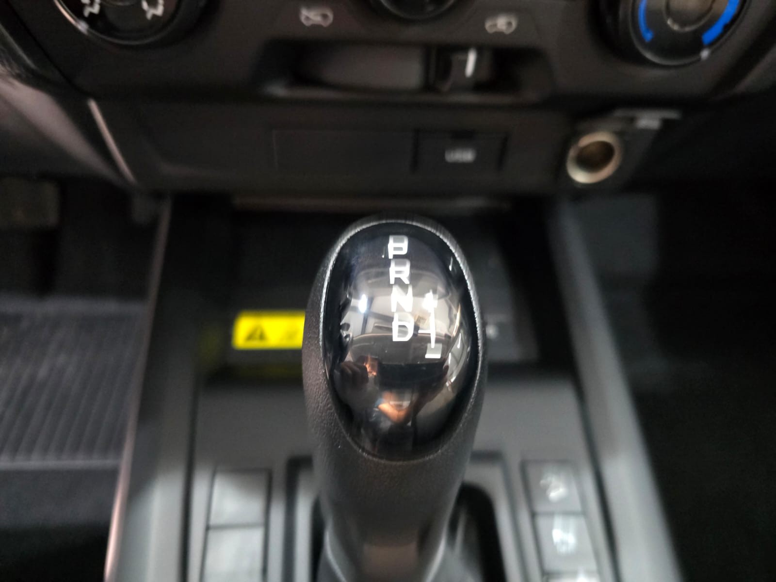 Used 1
                    ISUZU
                     for Sale Image