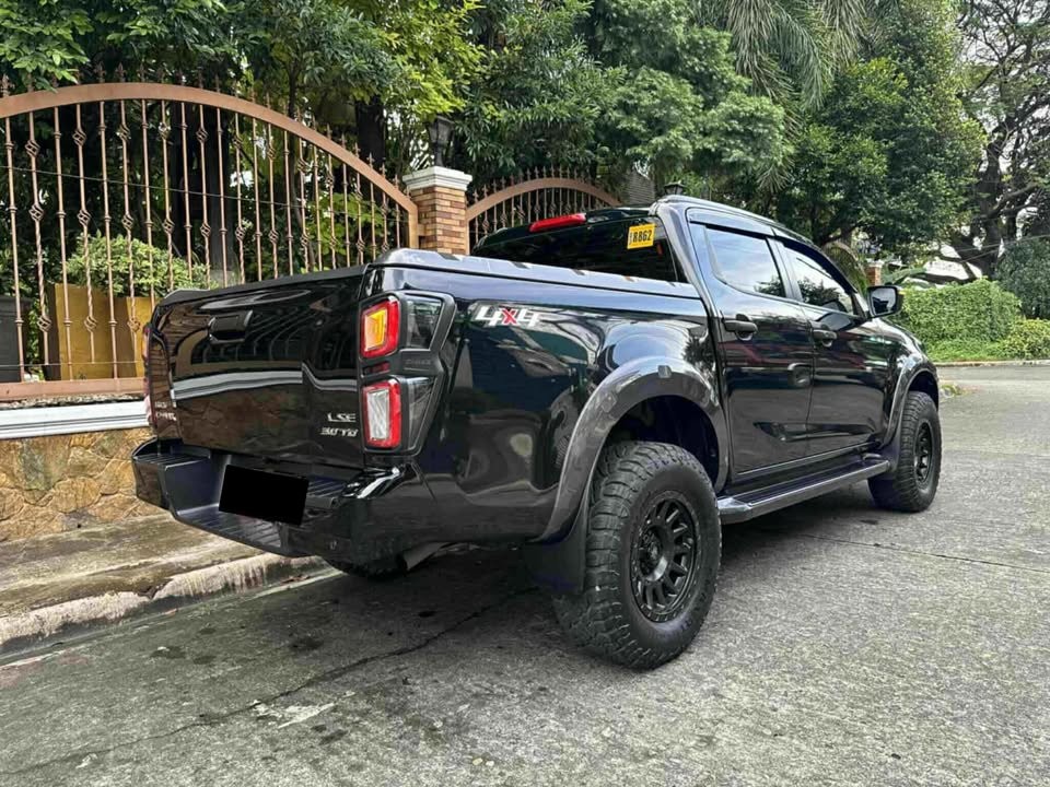 Used 1
                    ISUZU
                     for Sale Image