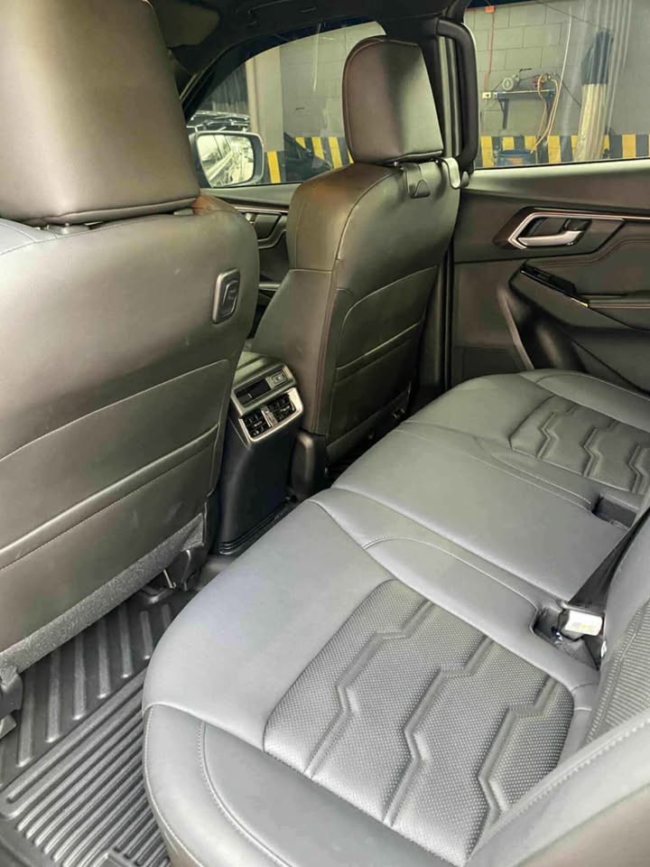 Used 1
                    ISUZU
                     for Sale Image