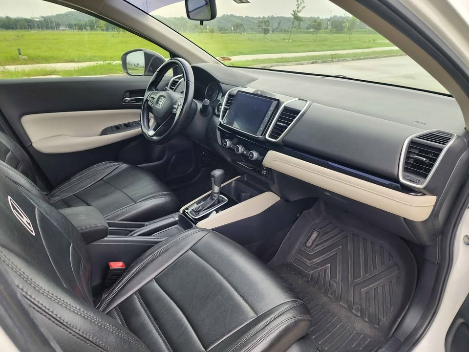 Used 1
                    HONDA
                     for Sale Image