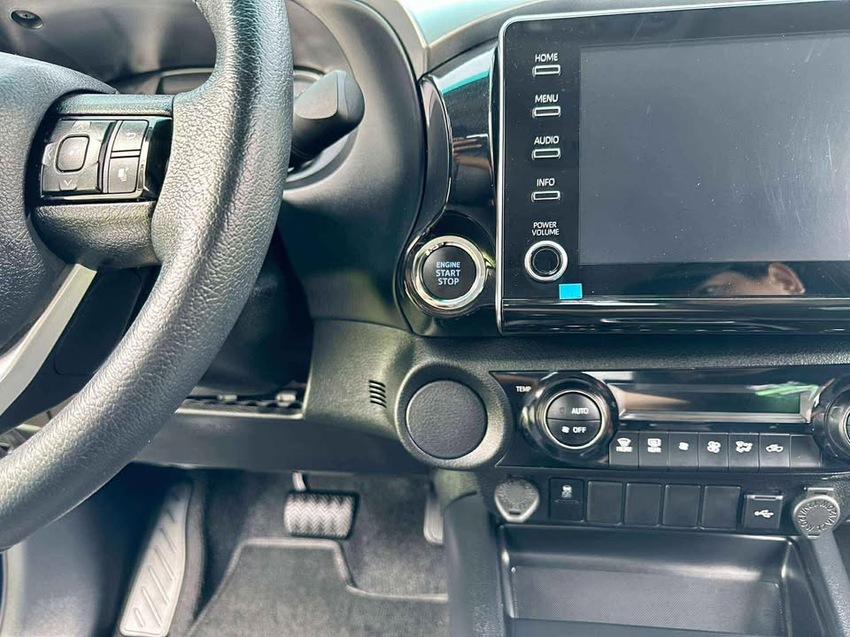 Used 1
                    TOYOTA
                     for Sale Image