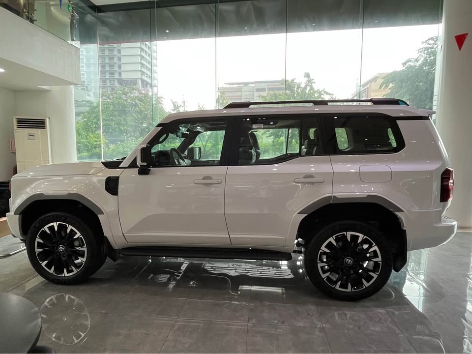 Used 1
                    TOYOTA
                     for Sale Image