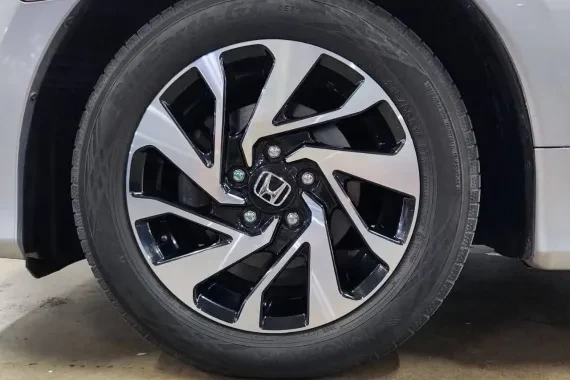 Used 1
                    HONDA
                     for Sale Image