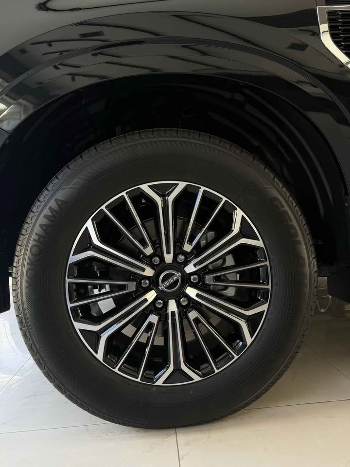 Used 1
                    NISSAN
                     for Sale Image