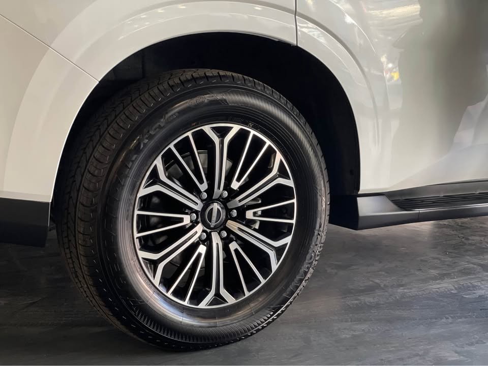 Used 1
                    NISSAN
                     for Sale Image