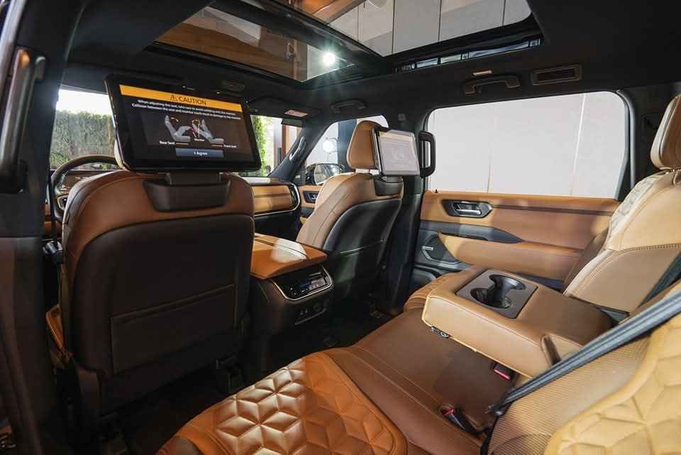 Used 1
                    NISSAN
                     for Sale Image