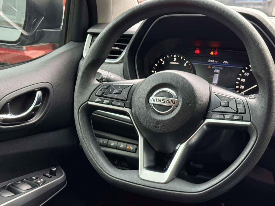 Used 1
                    NISSAN
                     for Sale Image