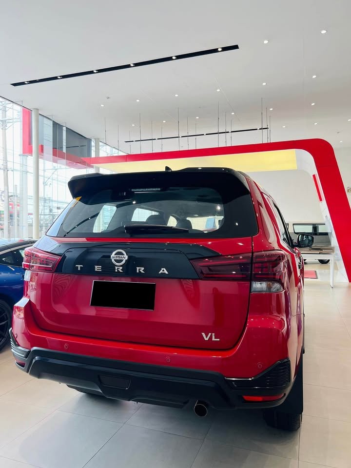 Used 1
                    NISSAN
                     for Sale Image