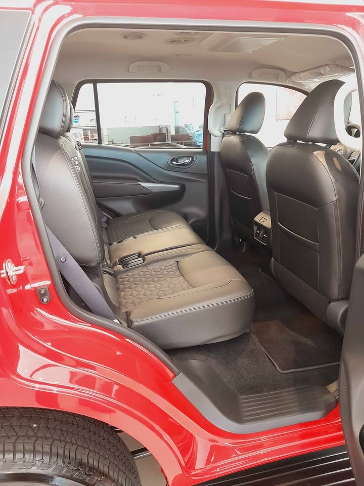 Used 1
                    NISSAN
                     for Sale Image