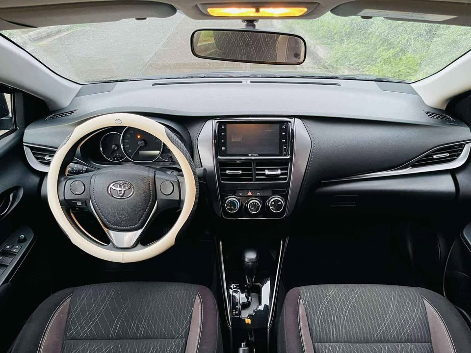 Used 1
                    TOYOTA
                     for Sale Image