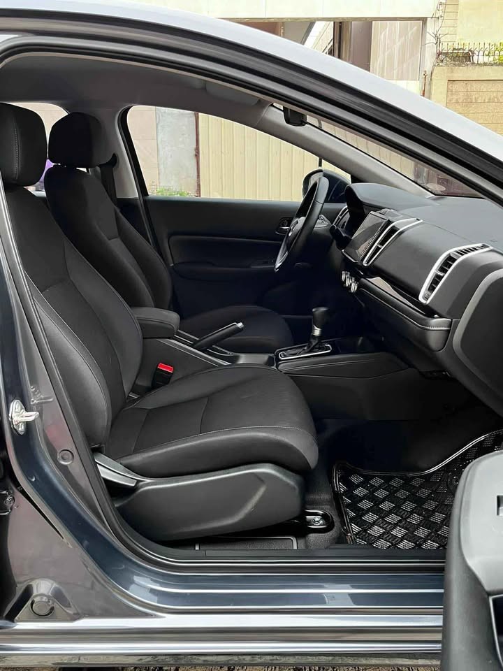 Used 1
                    HONDA
                     for Sale Image