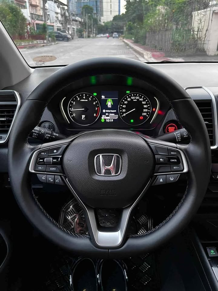 Used 1
                    HONDA
                     for Sale Image