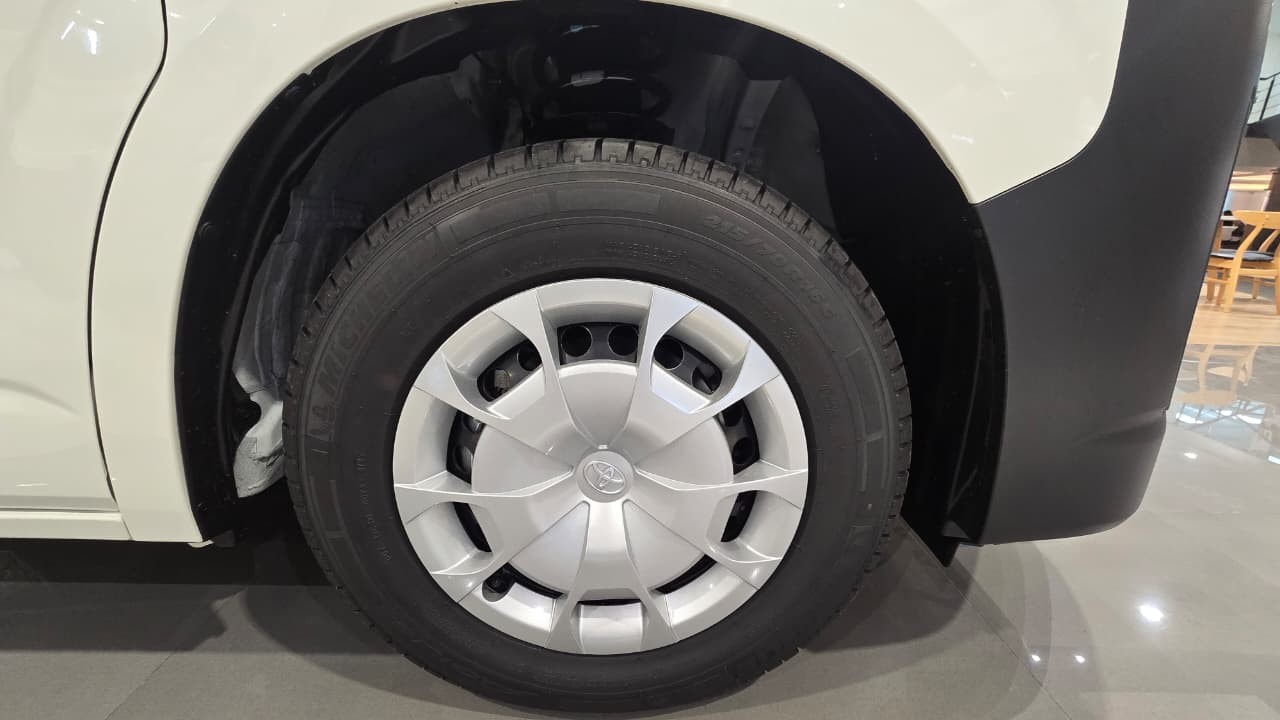 Used 1
                    TOYOTA
                     for Sale Image