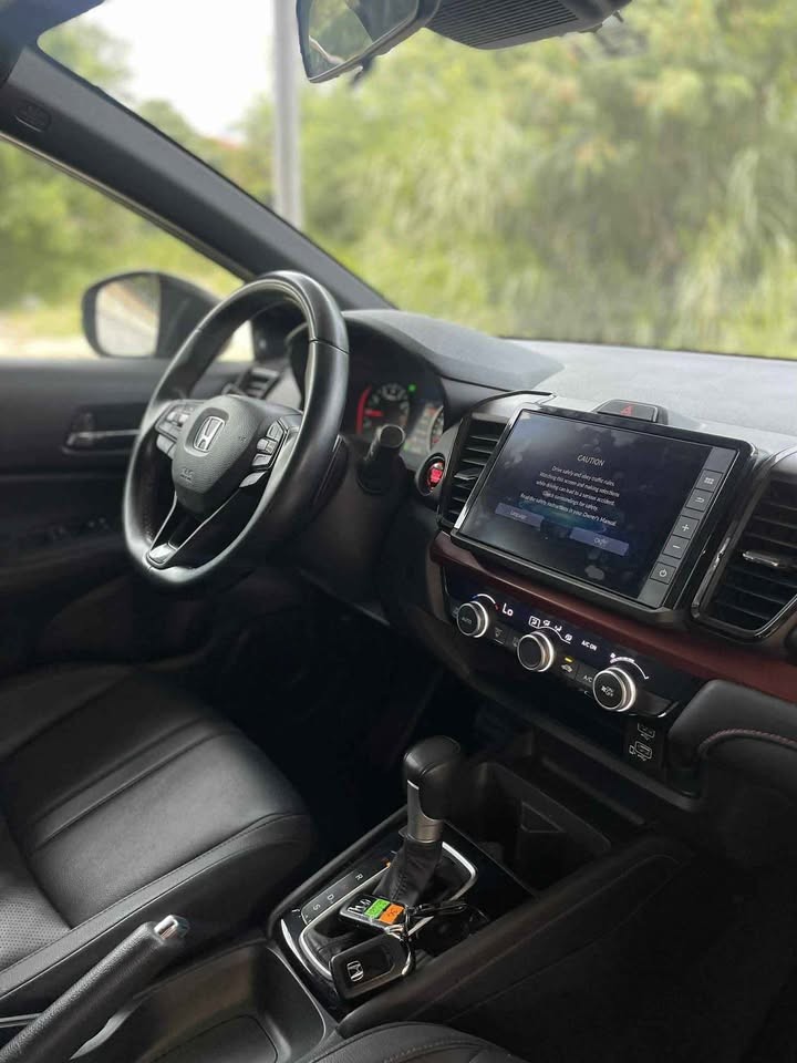 Used 1
                    HONDA
                     for Sale Image