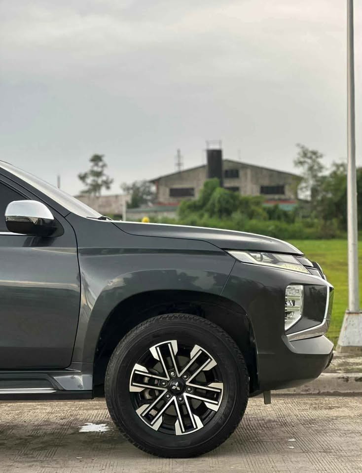 Used 1
                    MITSUBISHI
                     for Sale Image