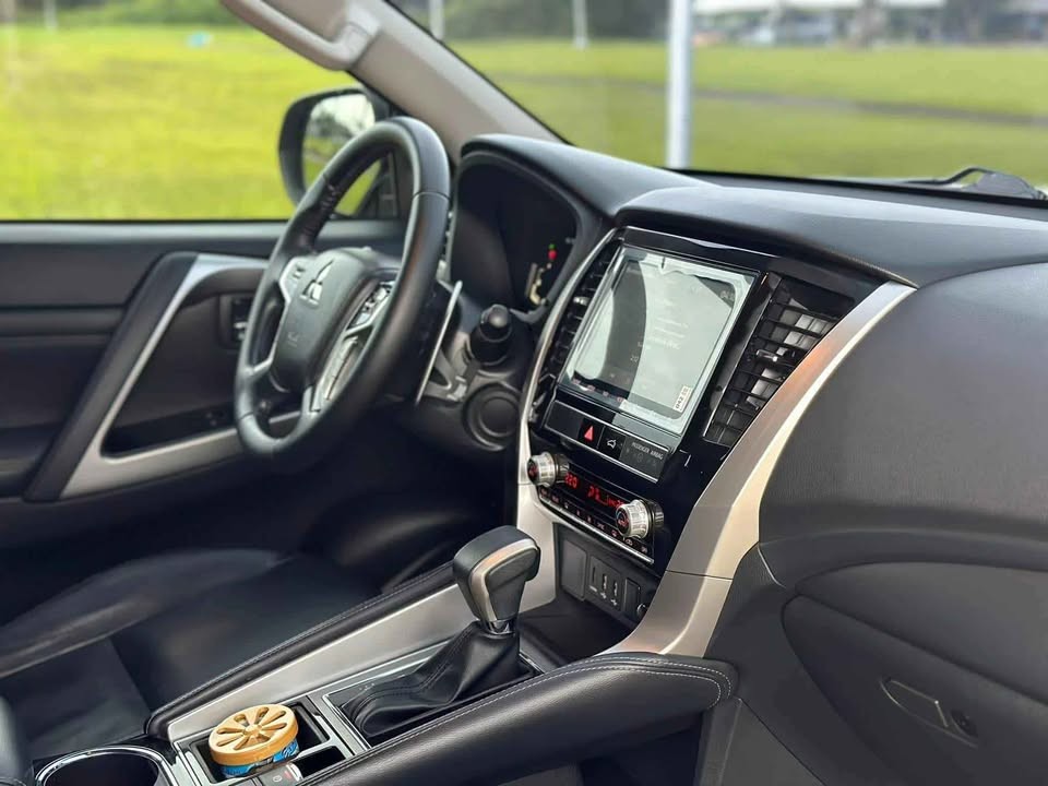 Used 1
                    MITSUBISHI
                     for Sale Image