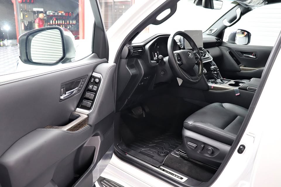 Used 1
                    TOYOTA
                     for Sale Image