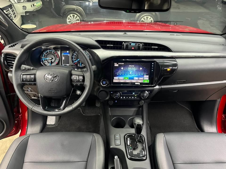 Used 1
                    TOYOTA
                     for Sale Image