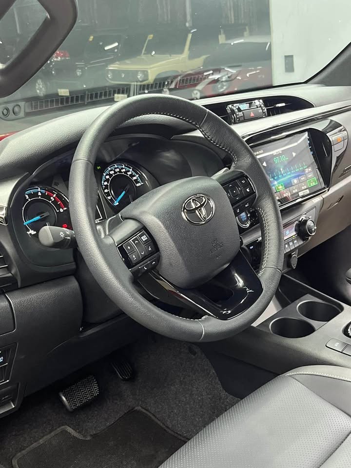 Used 1
                    TOYOTA
                     for Sale Image