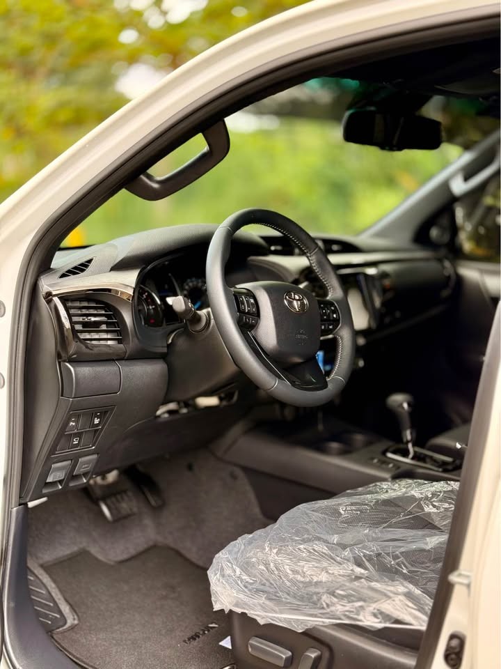 Used 1
                    TOYOTA
                     for Sale Image