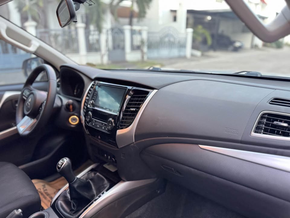 Used 1
                    MITSUBISHI
                     for Sale Image