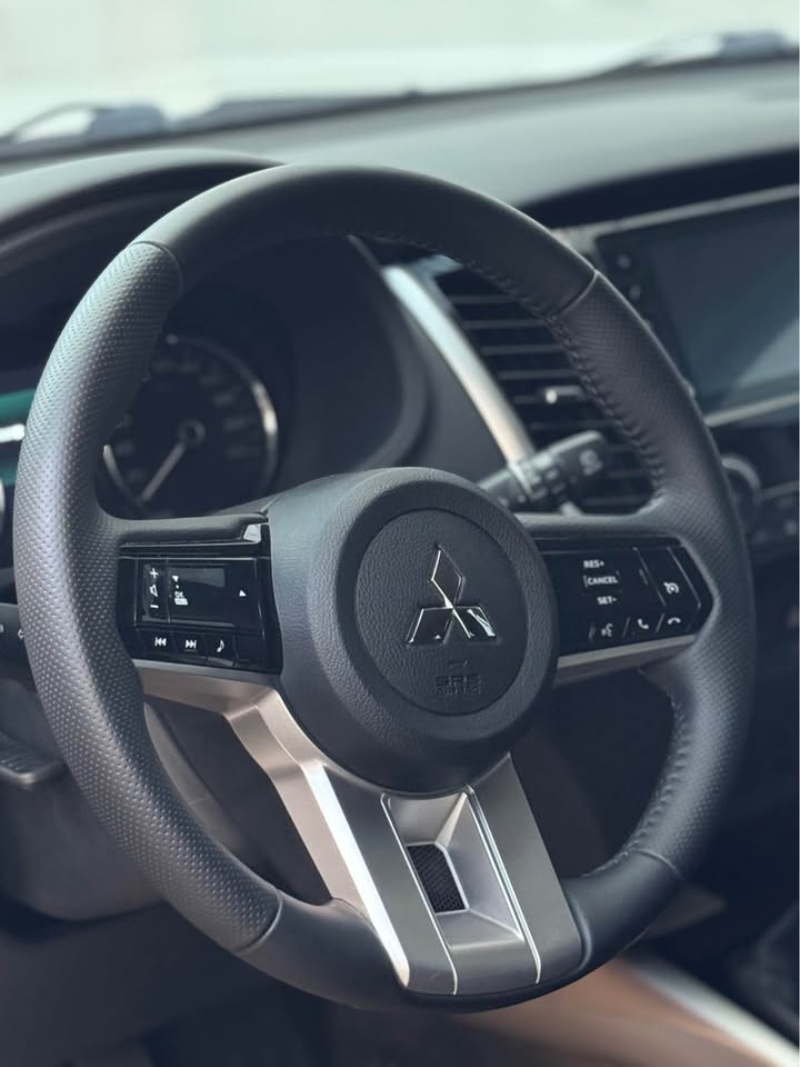 Used 1
                    MITSUBISHI
                     for Sale Image