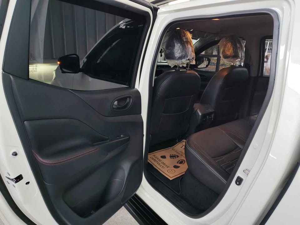 Used 1
                    NISSAN
                     for Sale Image