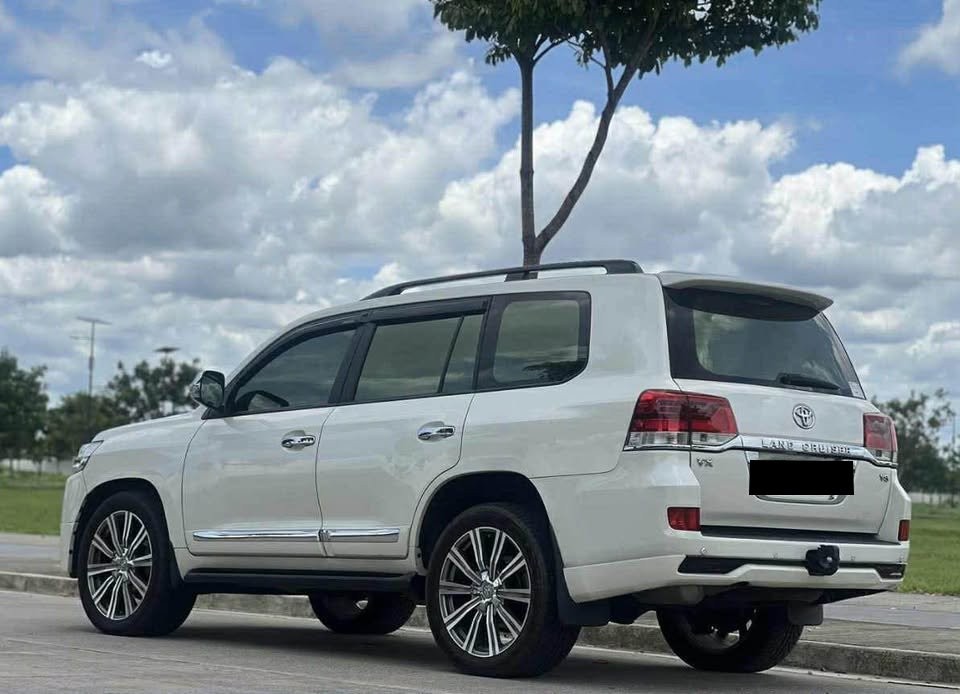 Used 1
                    TOYOTA
                     for Sale Image