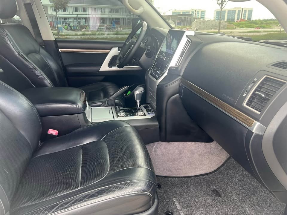 Used 1
                    TOYOTA
                     for Sale Image