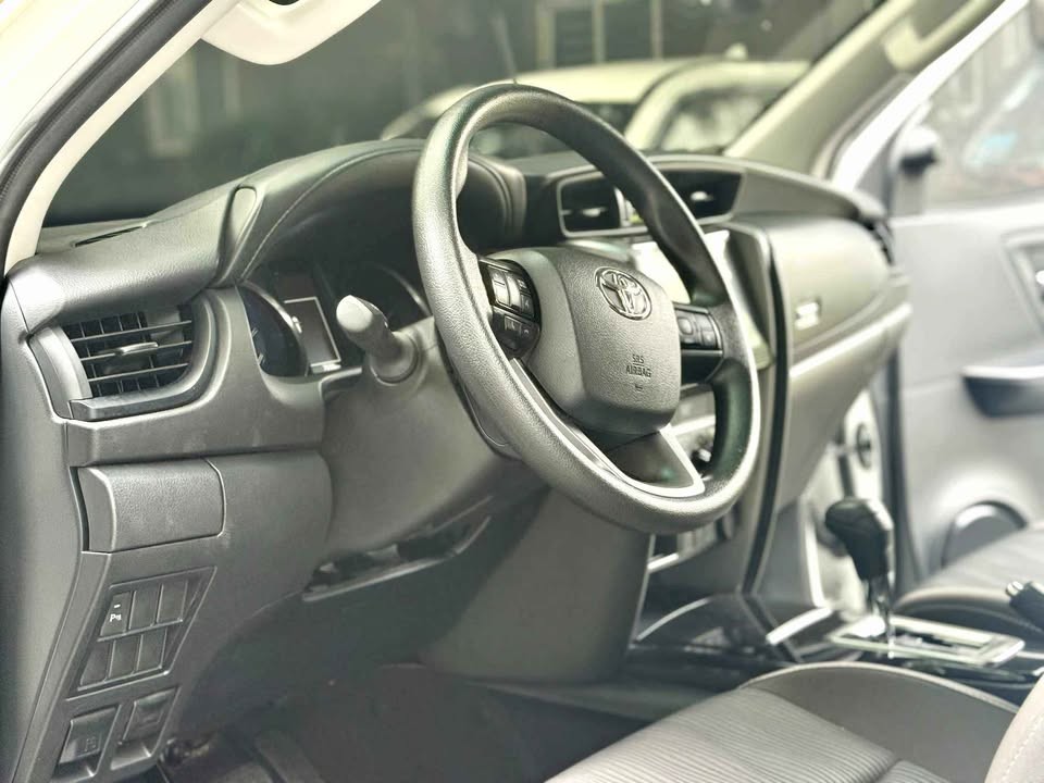 Used 1
                    TOYOTA
                     for Sale Image